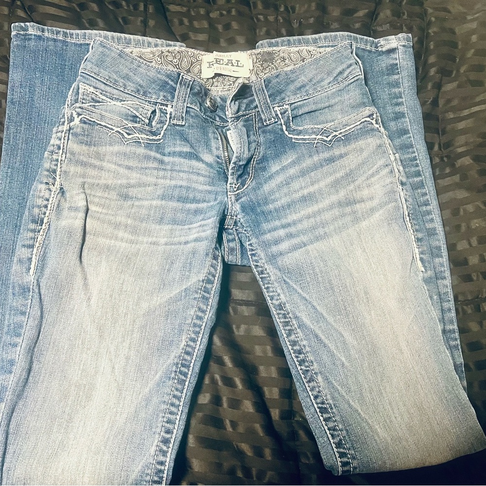 Ariat R E A L woman’s boot cut jeans size 27x32
